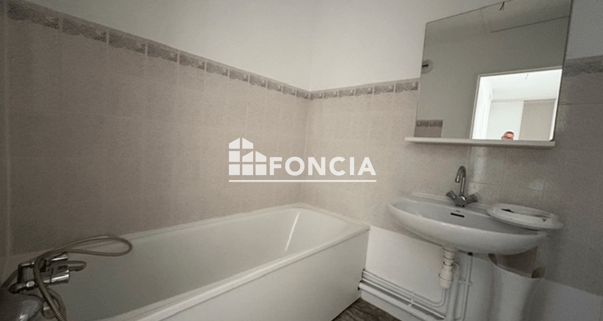 Appartement à louer, 60m², Courdimanche