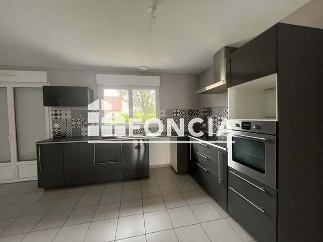 Maison à louer, 100m², Berville-sur-Mer