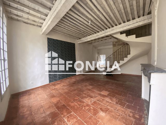 Appartement à louer, 77m², Uzès