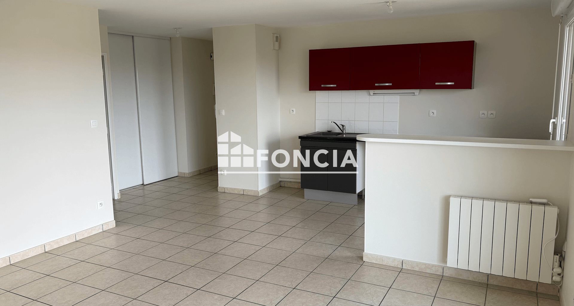 Appartement à louer, 65m², Issoire