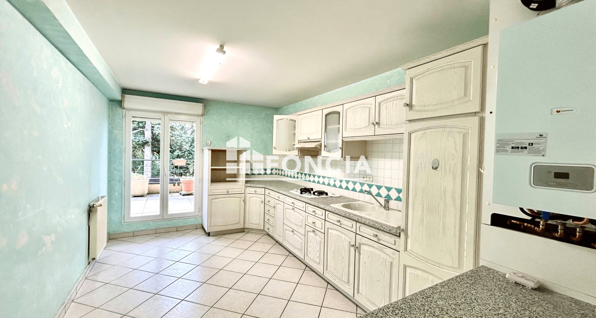 Appartement à louer, 83m², Bron