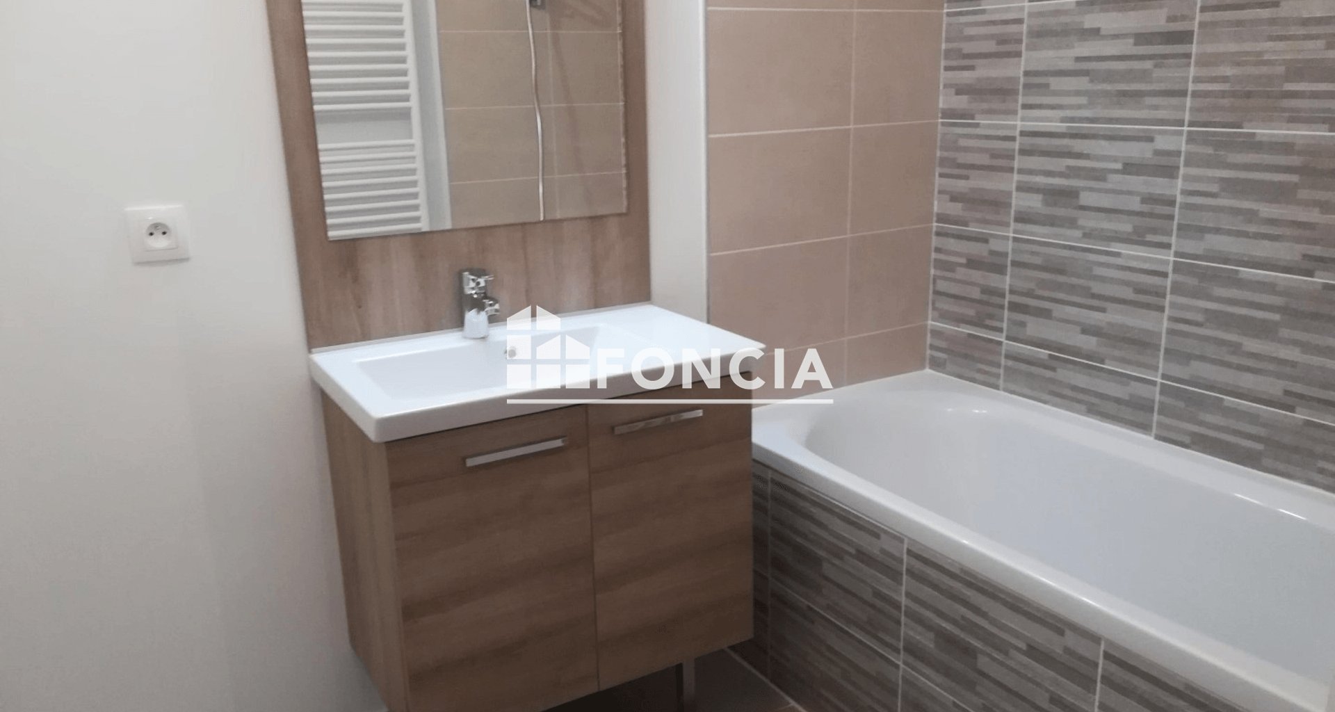 Appartement à louer, 61m², Mérignac