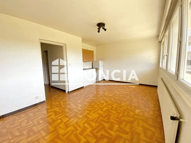 Appartement à louer, 25m², Ville-la-Grand