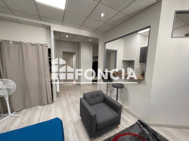 Appartement à louer, 28m², Salon-de-Provence