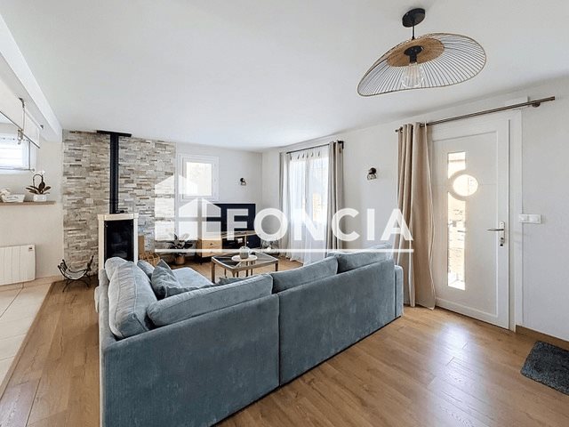 Maison à louer, 132m², Messei