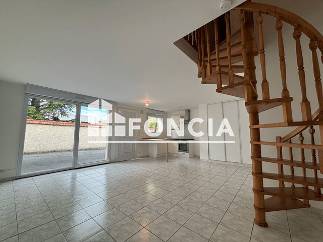 Appartement à louer, 66m², Reims