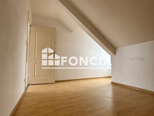 Appartement à louer, 43m², Villemandeur