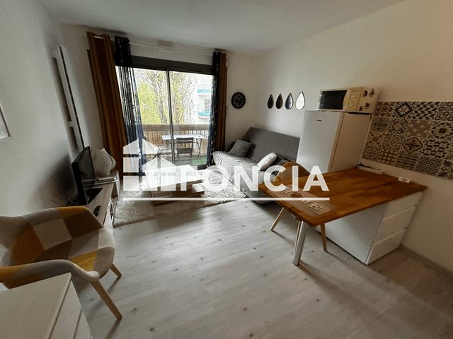 Appartement à louer, 21m², Royan