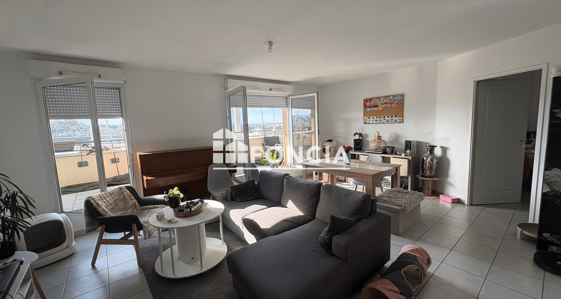 Appartement à louer, 75m², Décines-Charpieu