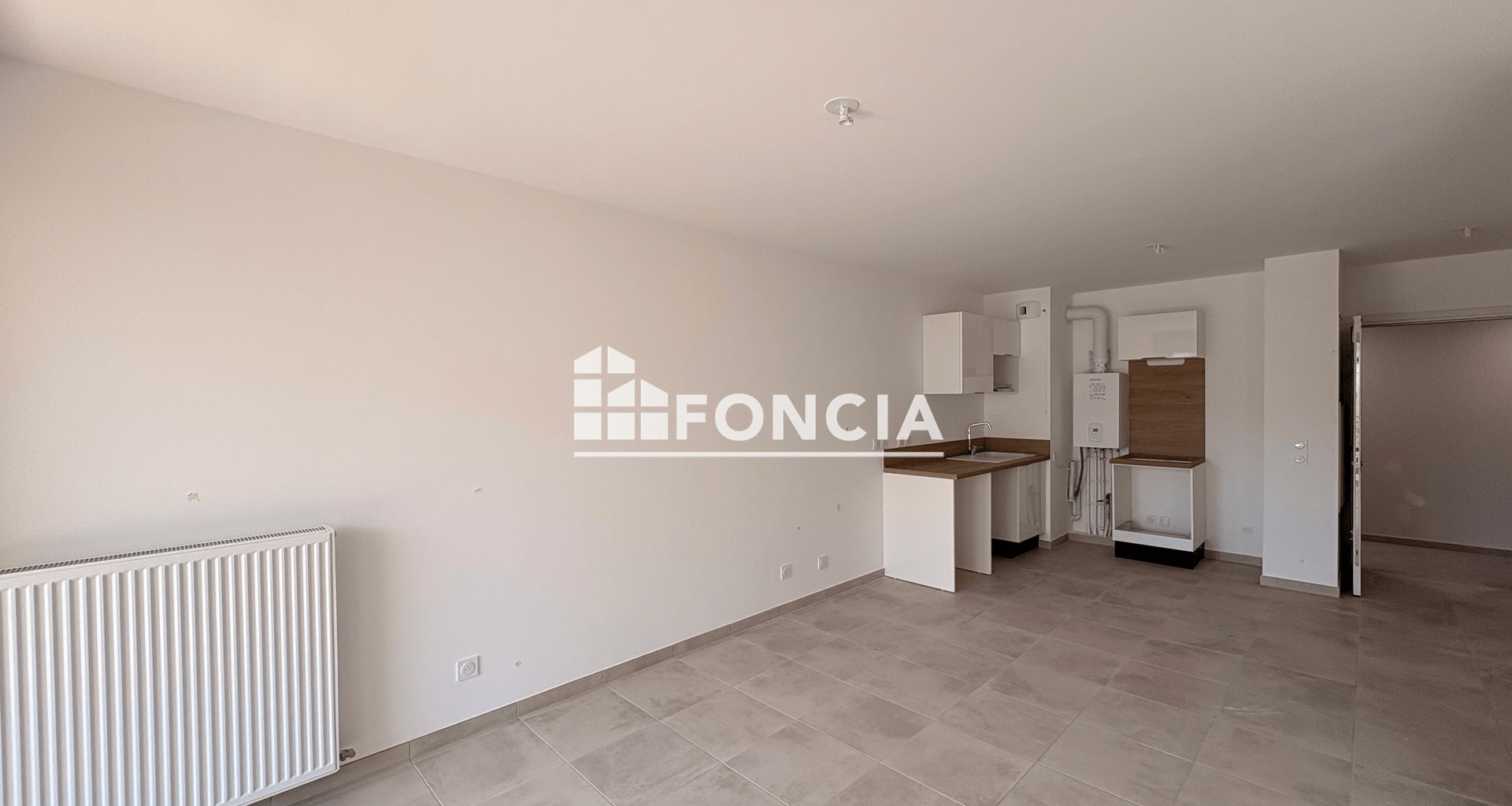 Appartement à louer, 47m², Morières-lès-Avignon