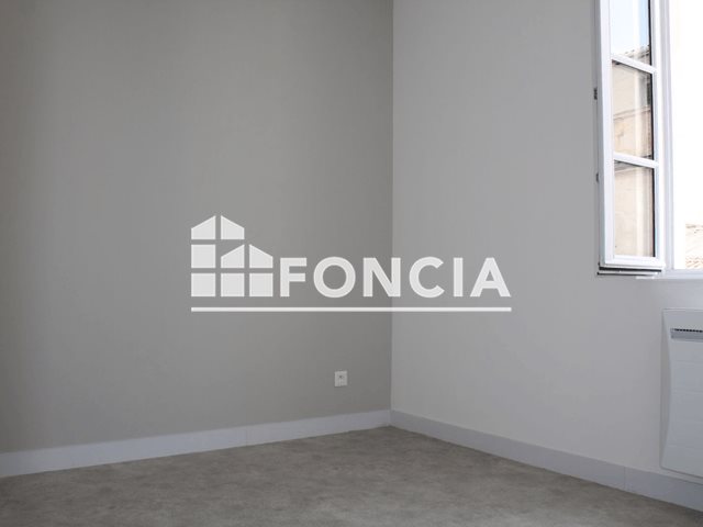 Appartement à louer, 30m², Rochefort