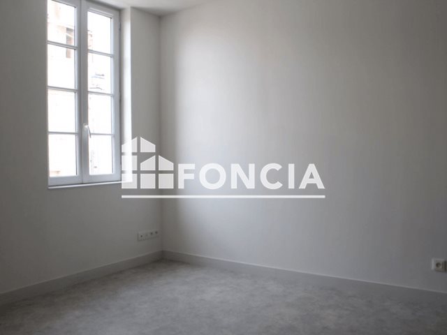 Appartement à louer, 30m², Rochefort