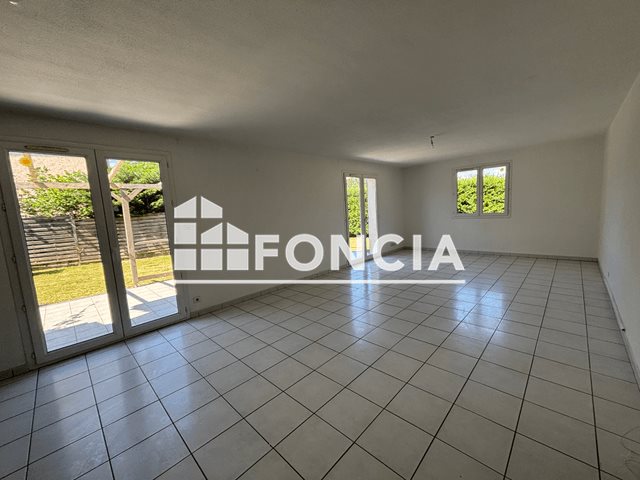 Maison à louer, 104m², La Bâtie-Neuve