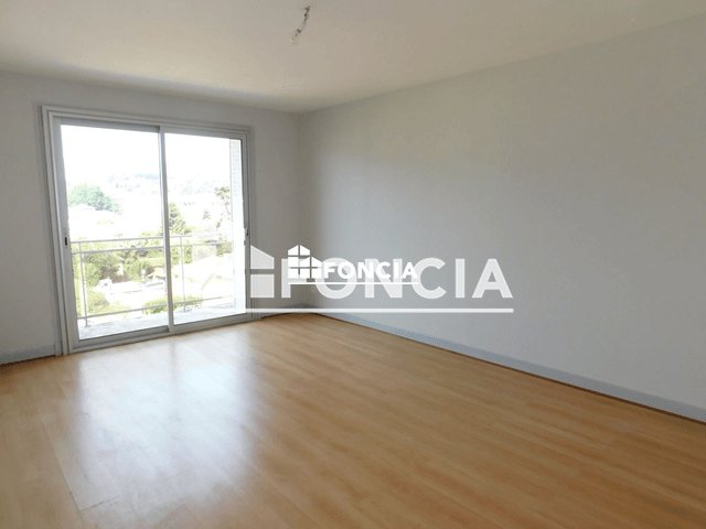 Appartement à louer, 68m², Lourdes