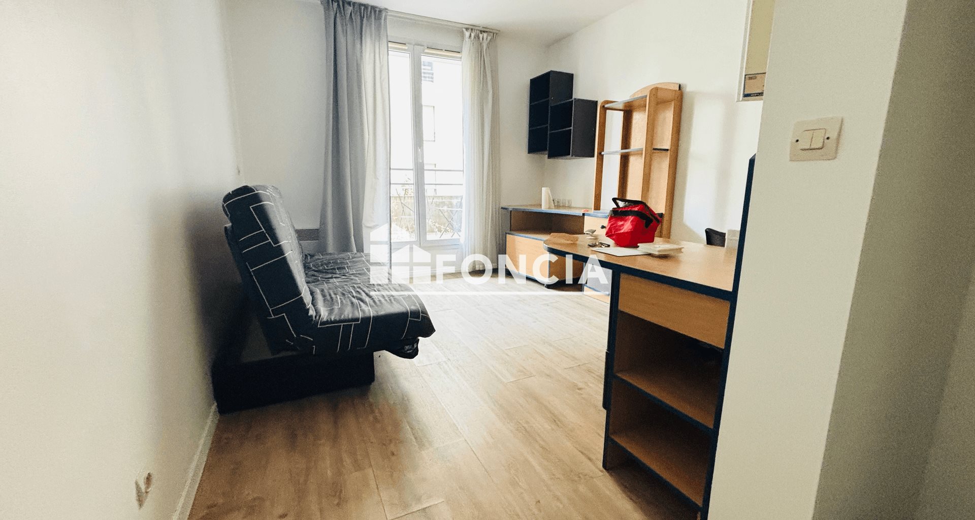 Appartement à louer, 19m², Issy-les-Moulineaux