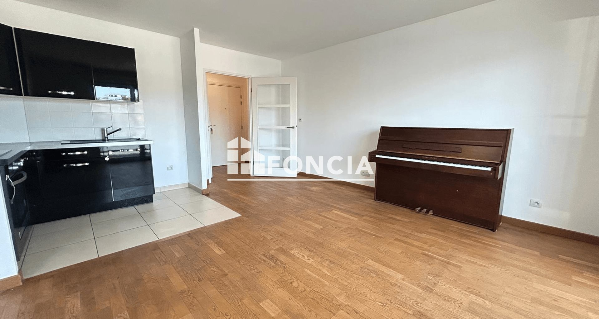 Appartement à louer, 44m², Issy-les-Moulineaux