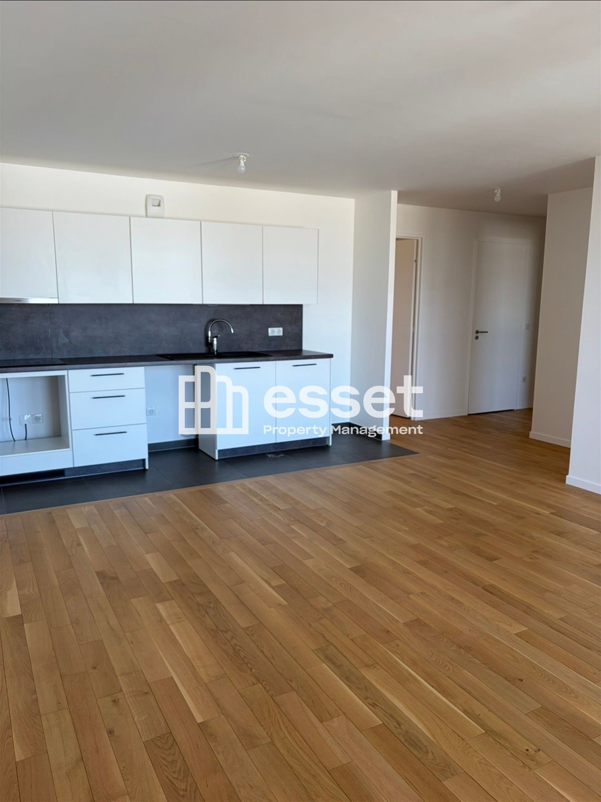 Appartement à louer, 89m², Courbevoie