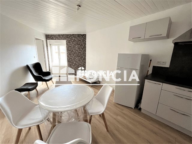 Appartement à louer, 28m², Flers