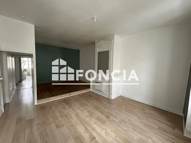 Appartement à louer, 72m², Rochefort