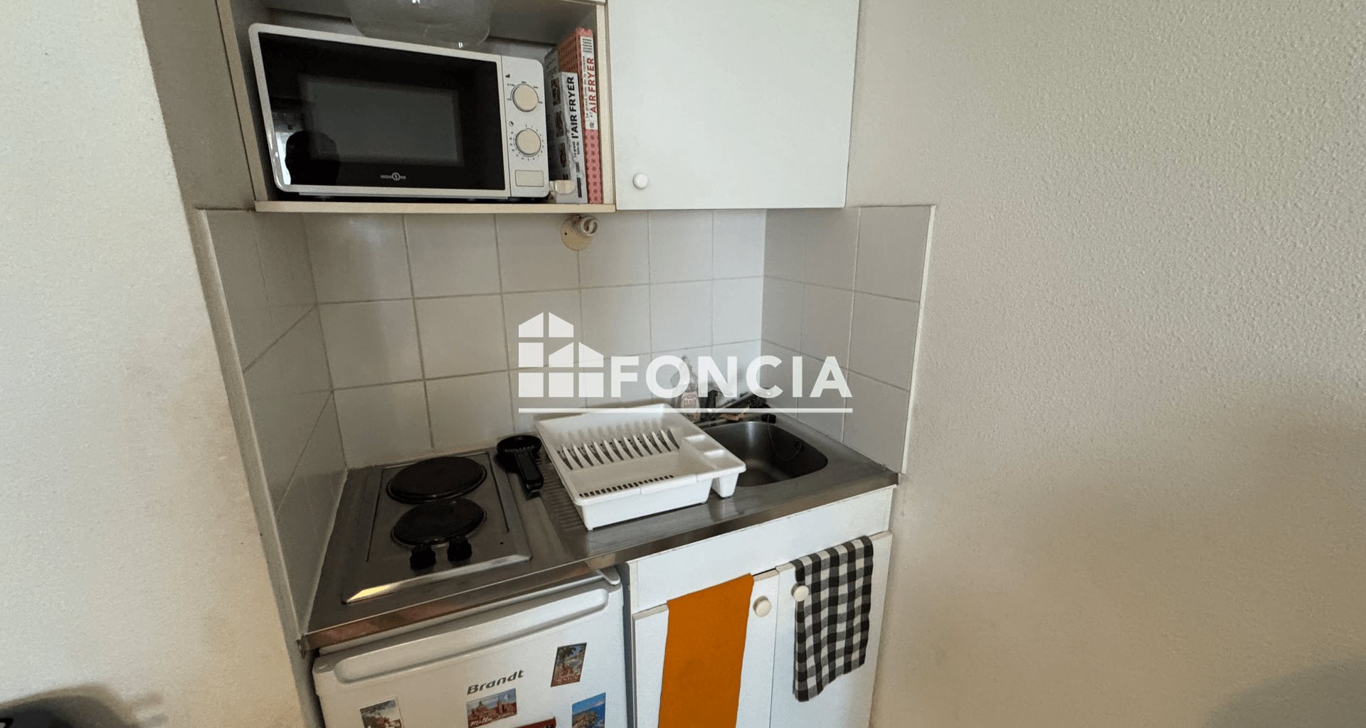 Appartement à louer, 24m², Saint-Genis-Laval