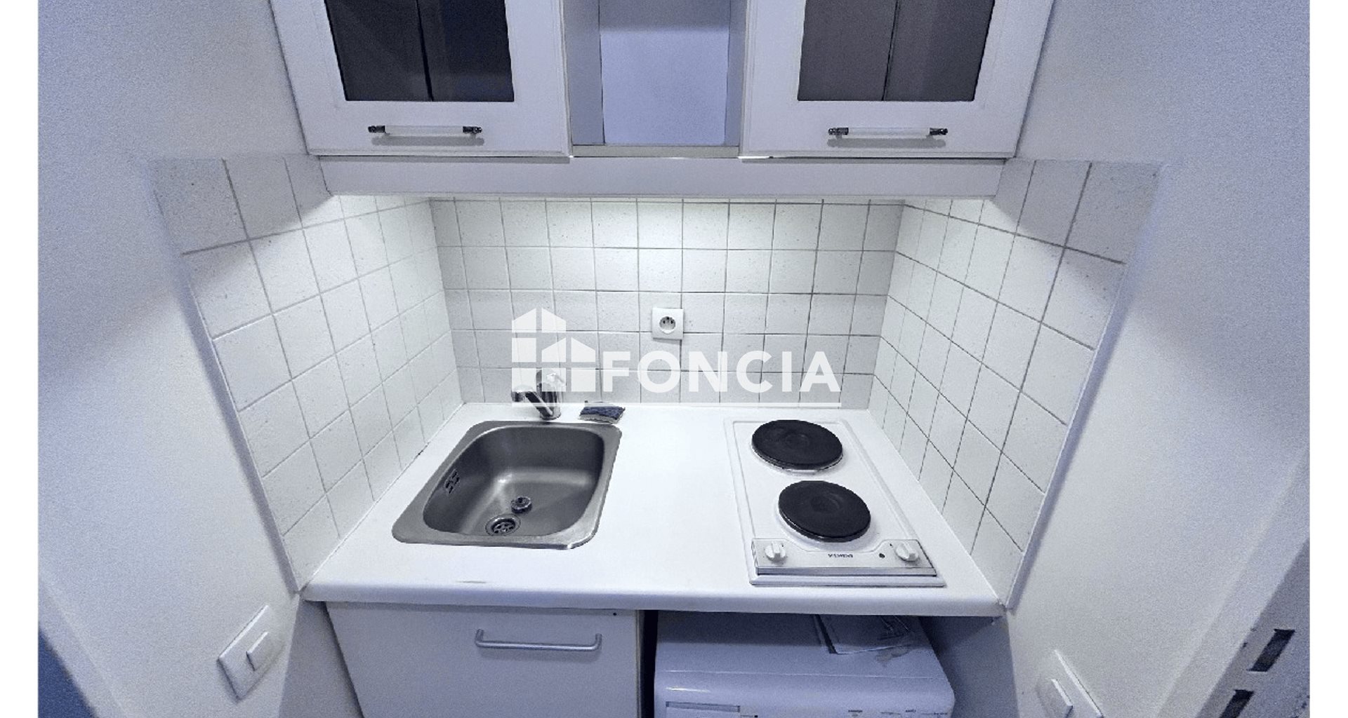 Appartement à louer, 21m², Suresnes