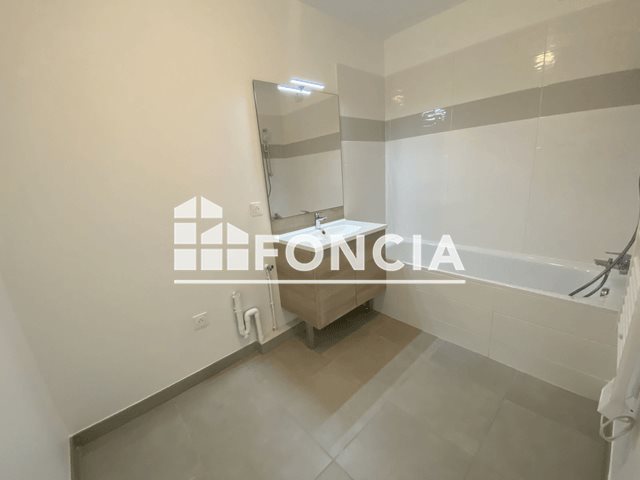 Appartement à louer, 63m², Marseille 13ème