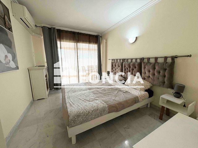 Appartement à louer, 78m², Cannes
