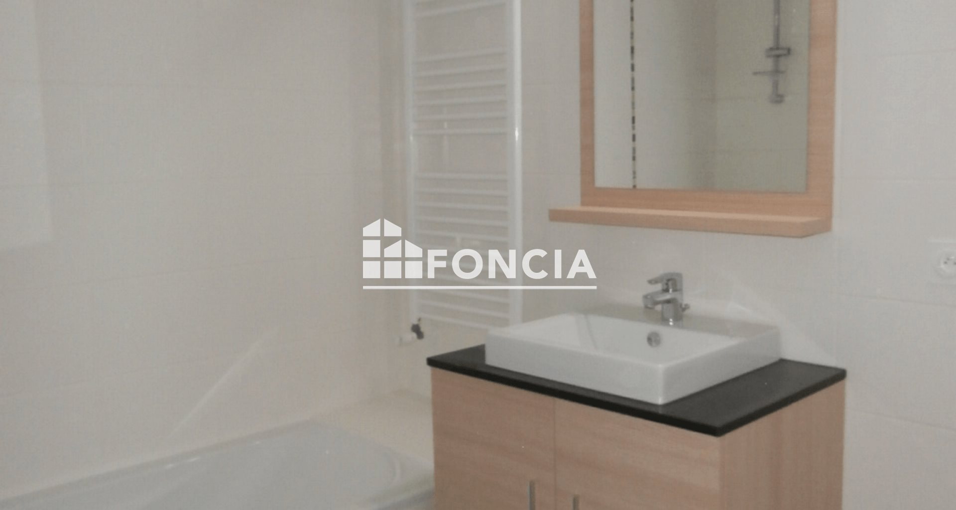 Appartement à louer, 65m², Gières