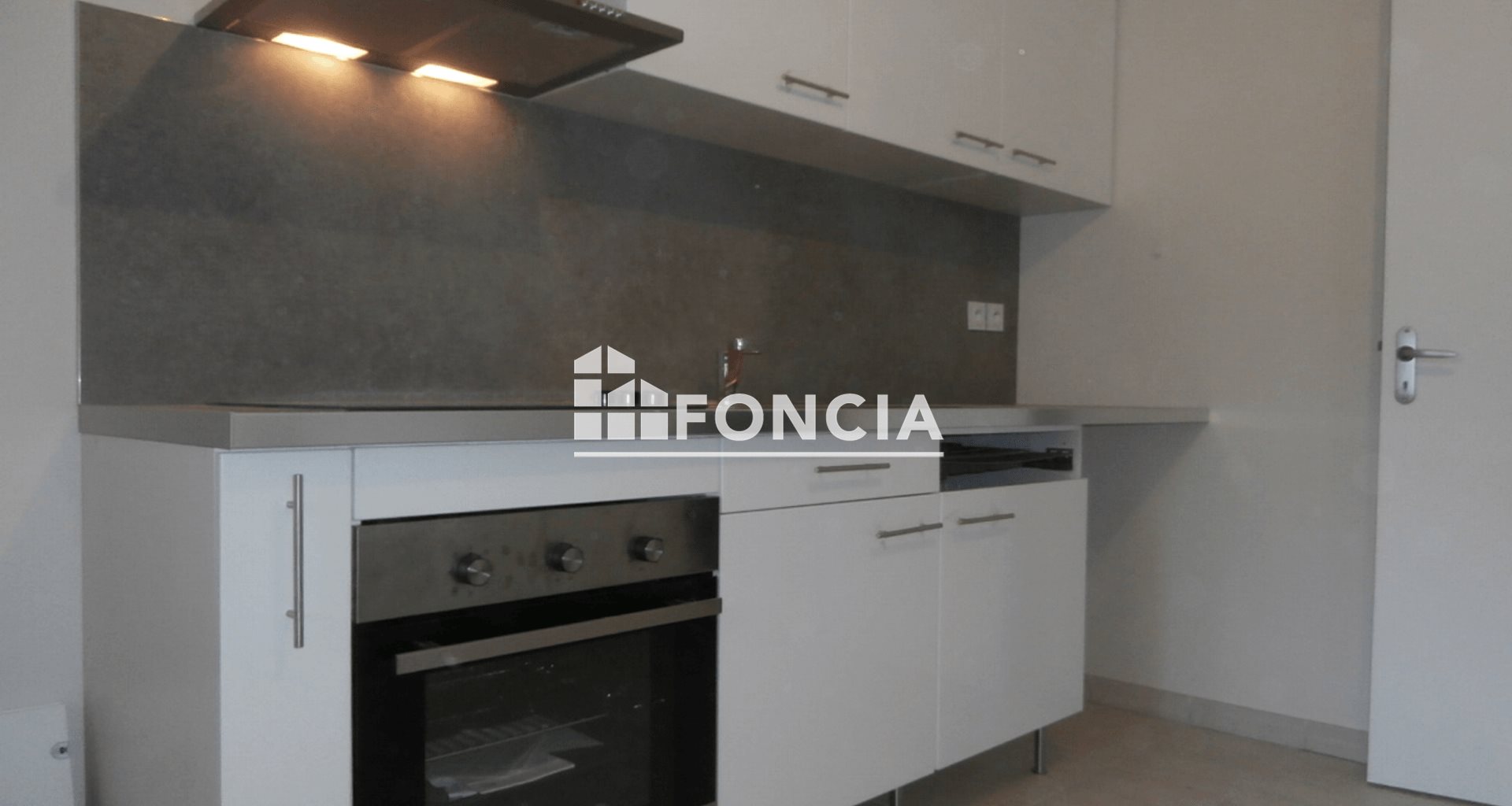 Appartement à louer, 65m², Gières