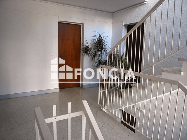 Appartement à louer, 39m², Nîmes