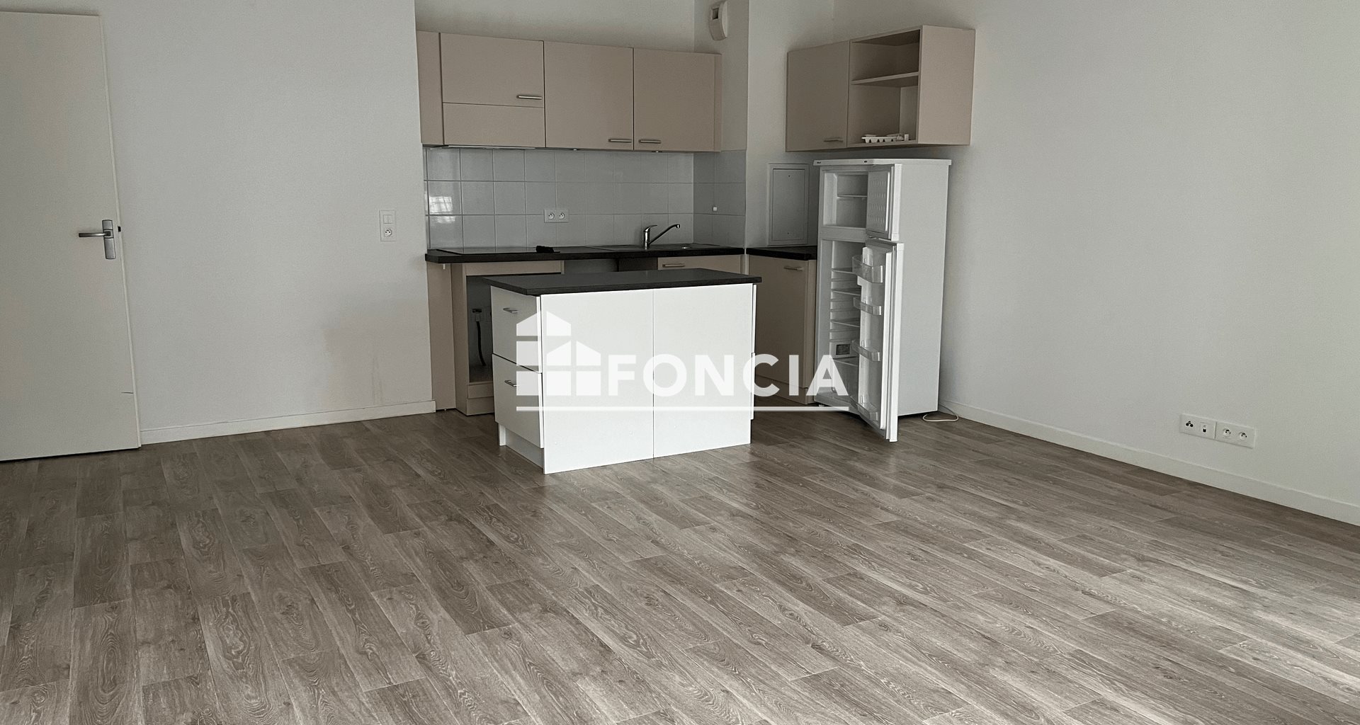 Appartement à louer, 67m², Cergy