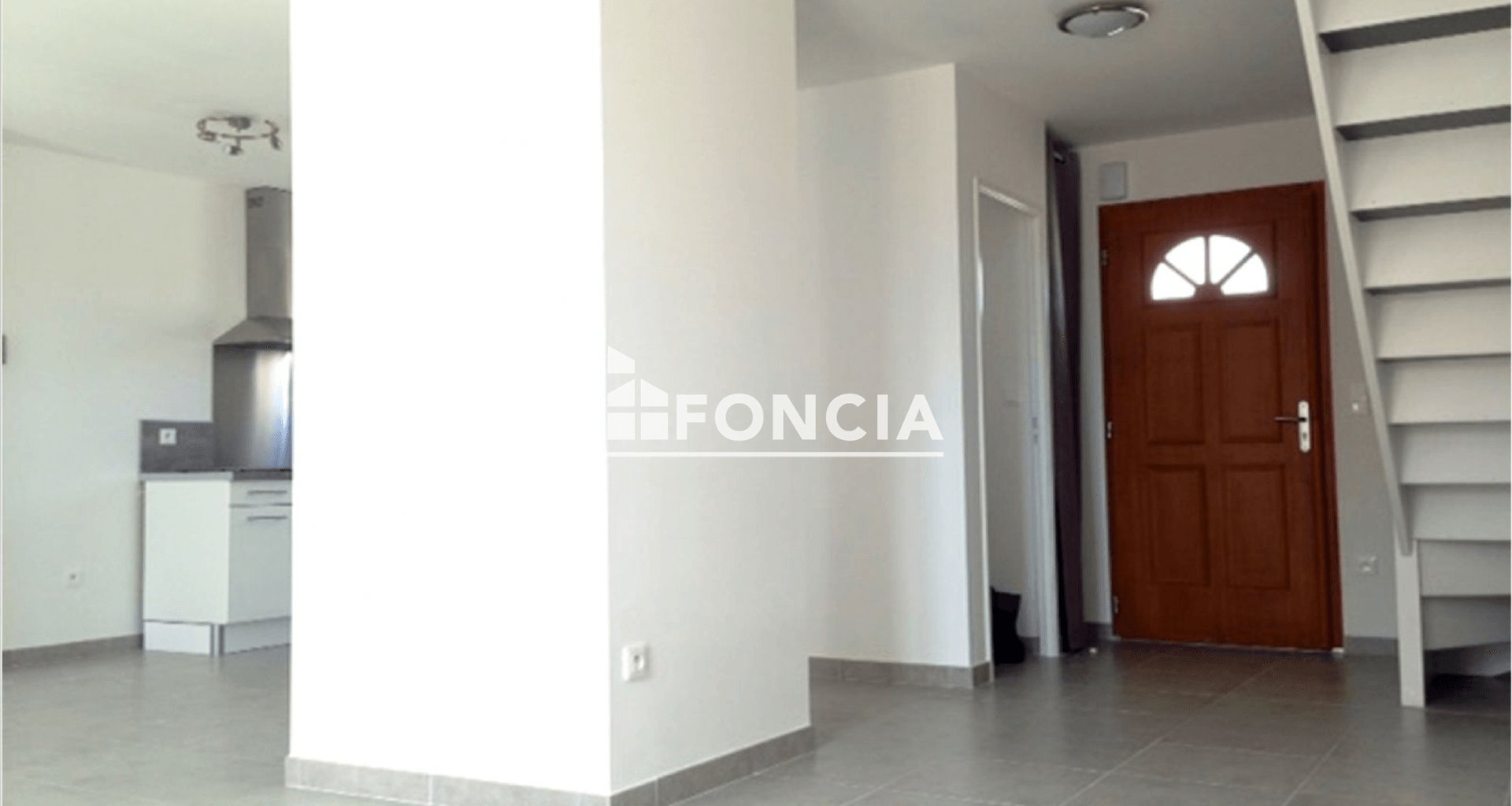 Maison à louer, 76m², Abeilhan