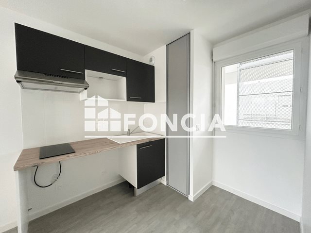 Appartement à louer, 41m², Lormont