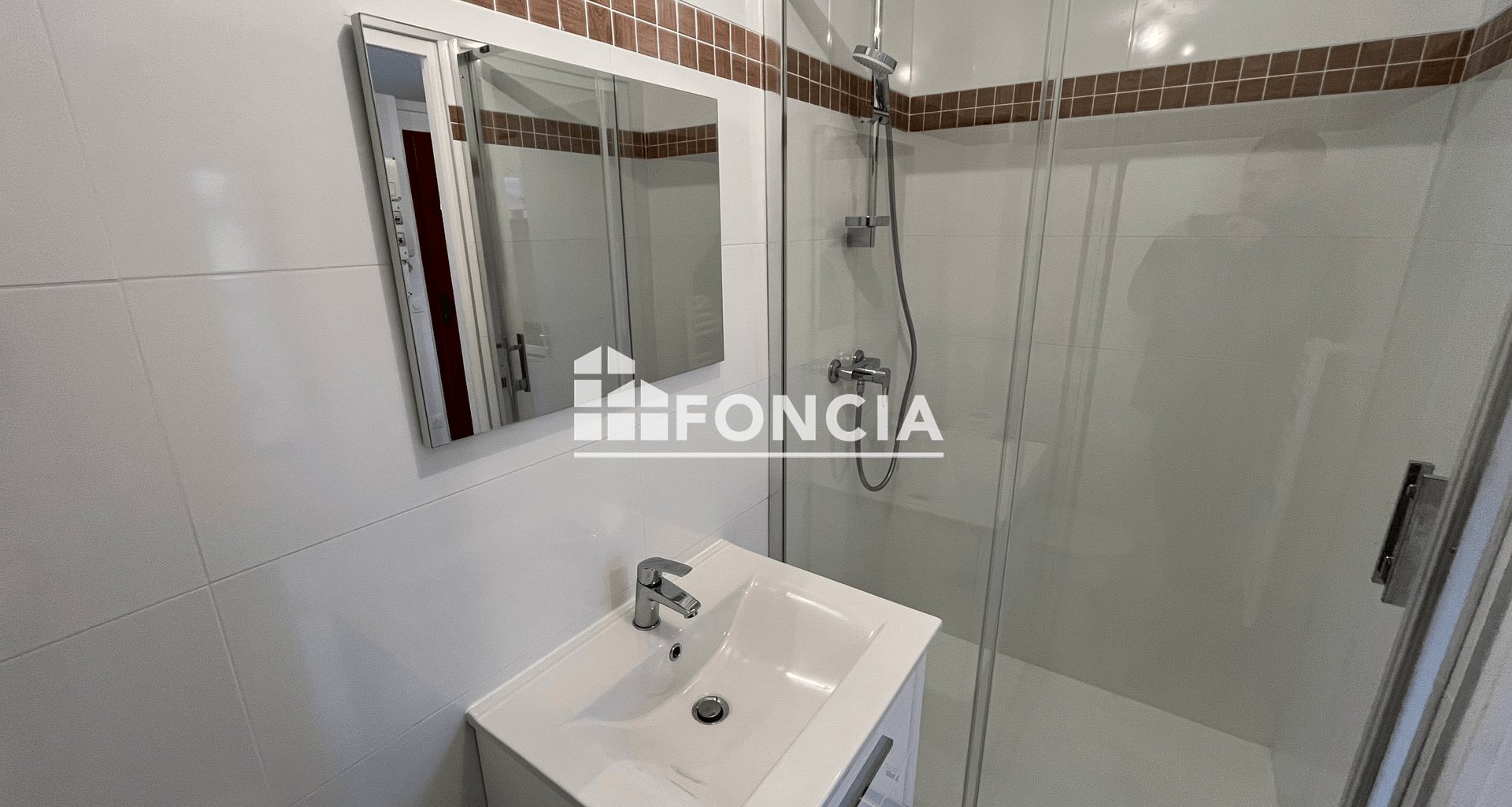 Appartement à louer, 27m², Neauphle-le-Château