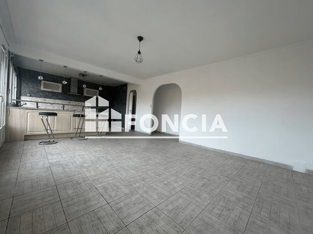 Appartement à louer, 68m², Lens