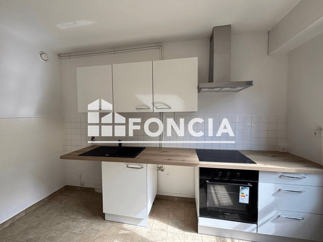 Appartement à louer, 55m², Saint-Egrève
