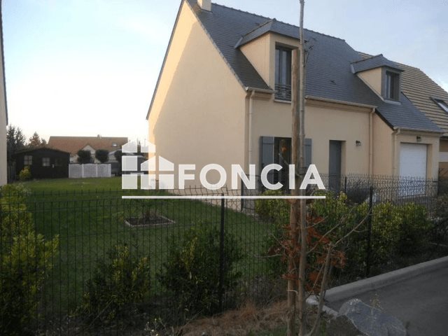 Maison à louer, 94m², Parigné-le-Pôlin