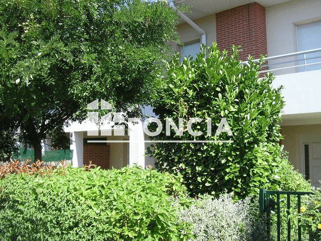 Appartement à louer, 42m², Roques