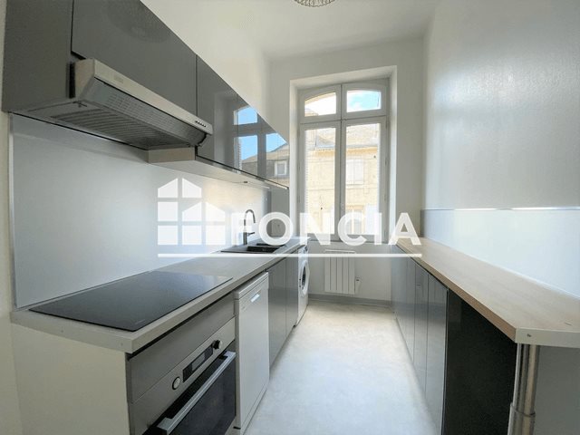 Appartement à louer, 47m², Chinon