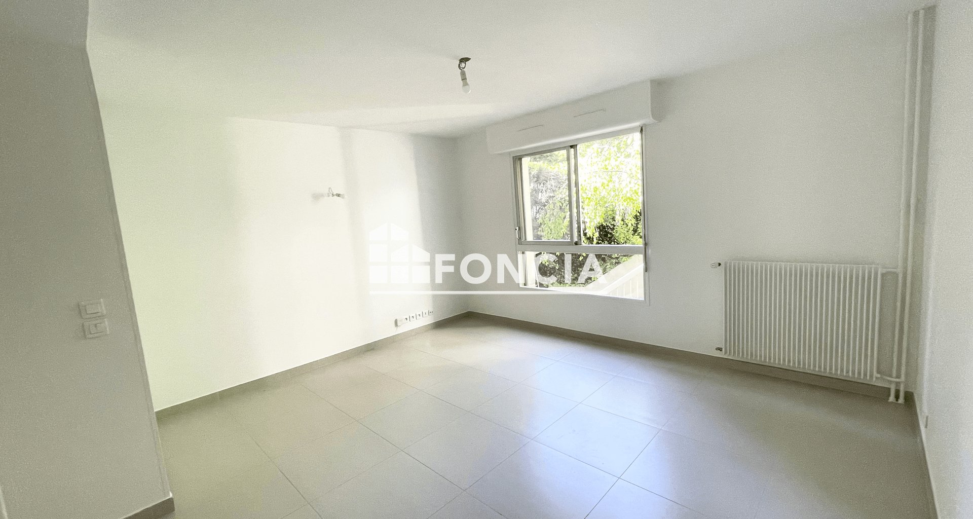 Appartement à louer, 26m², Sceaux