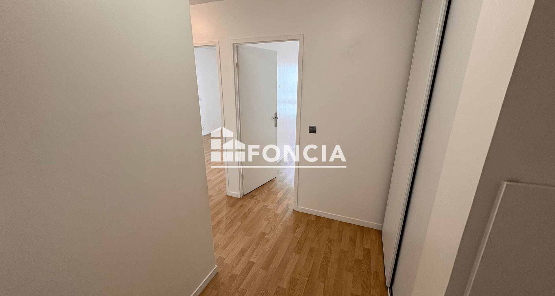Appartement à louer, 61m², Nanterre
