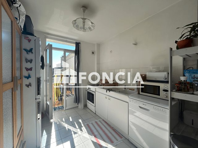 Appartement à louer, 82m², Saint-Chaptes