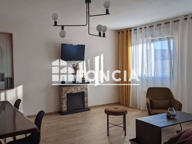 Appartement à louer, 77m², Hettange-Grande