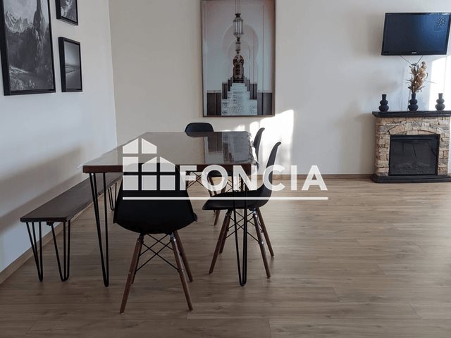 Appartement à louer, 77m², Hettange-Grande