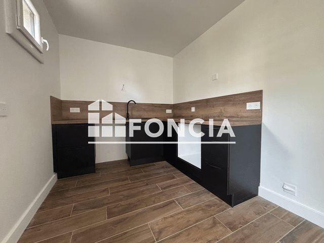 Appartement à louer, 69m², Vizille
