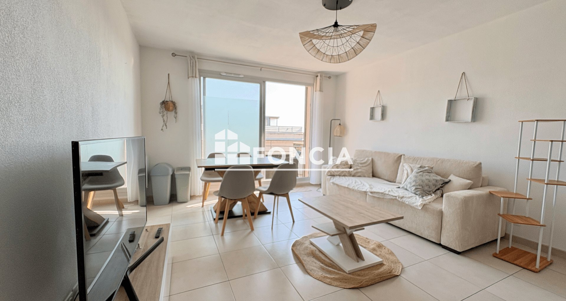 Appartement à louer, 40m², Antibes