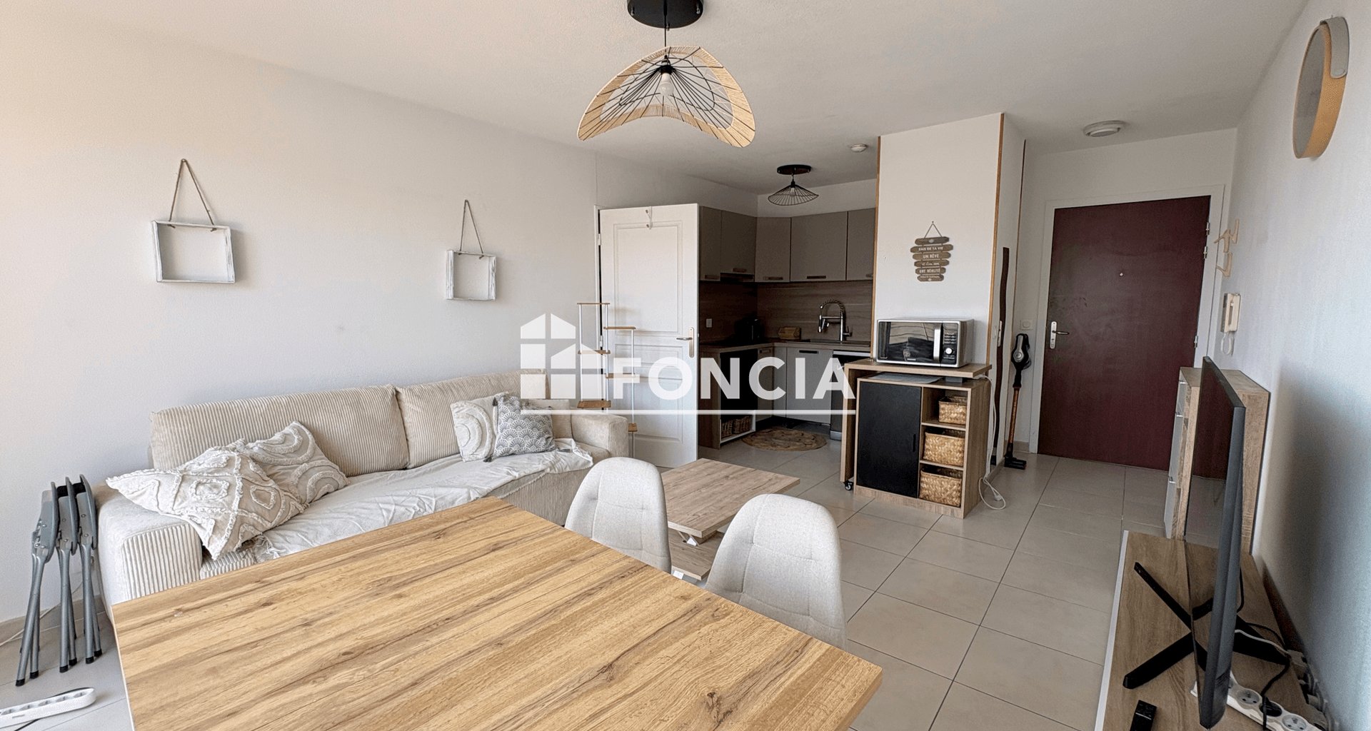 Appartement à louer, 40m², Antibes
