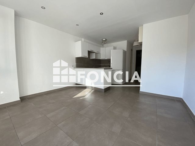 Appartement à louer, 35m², Istres