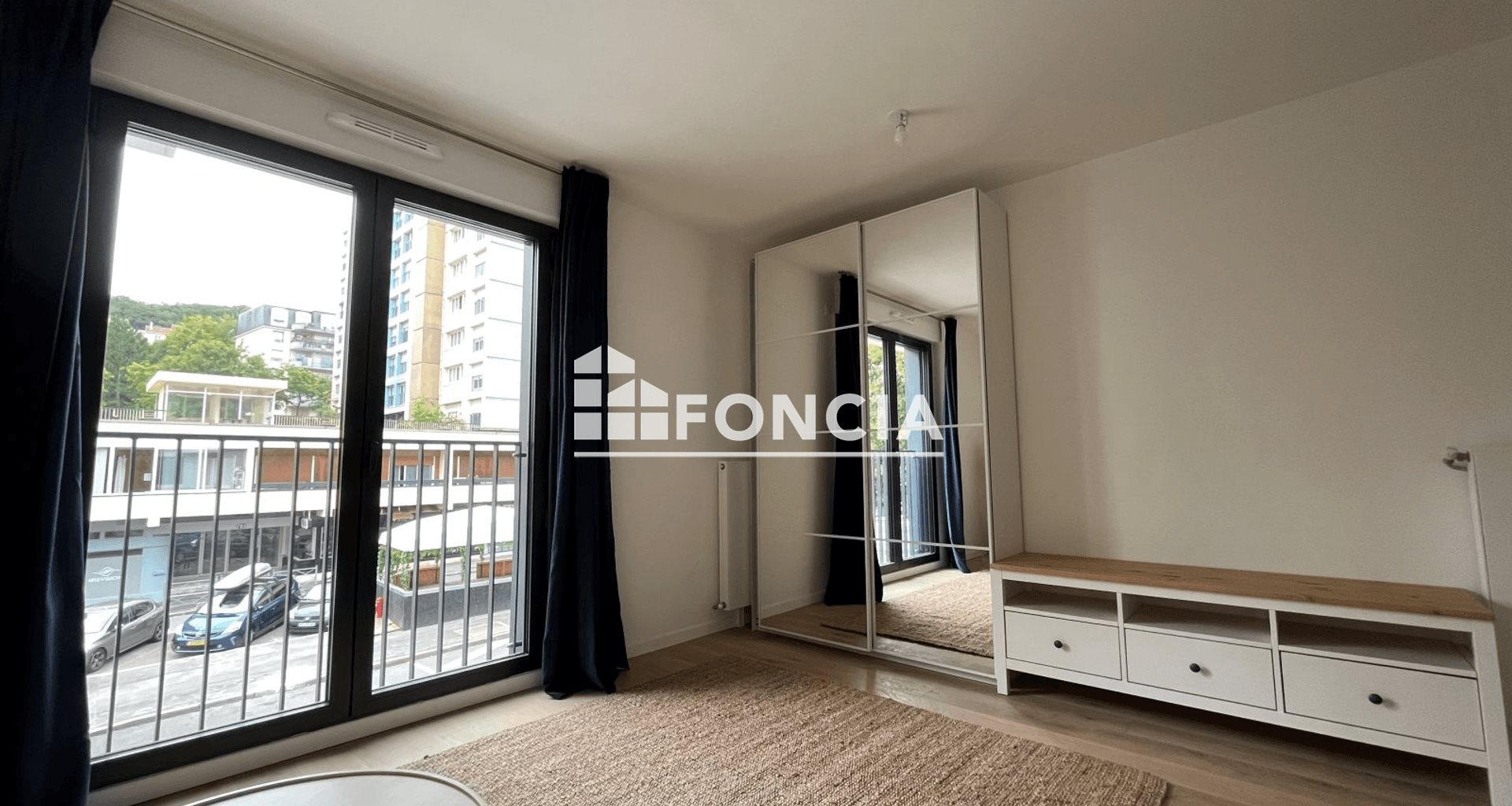 Appartement à louer, 28m², Chaville
