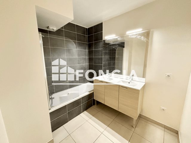 Appartement à louer, 65m², Saint-Julien-en-Genevois